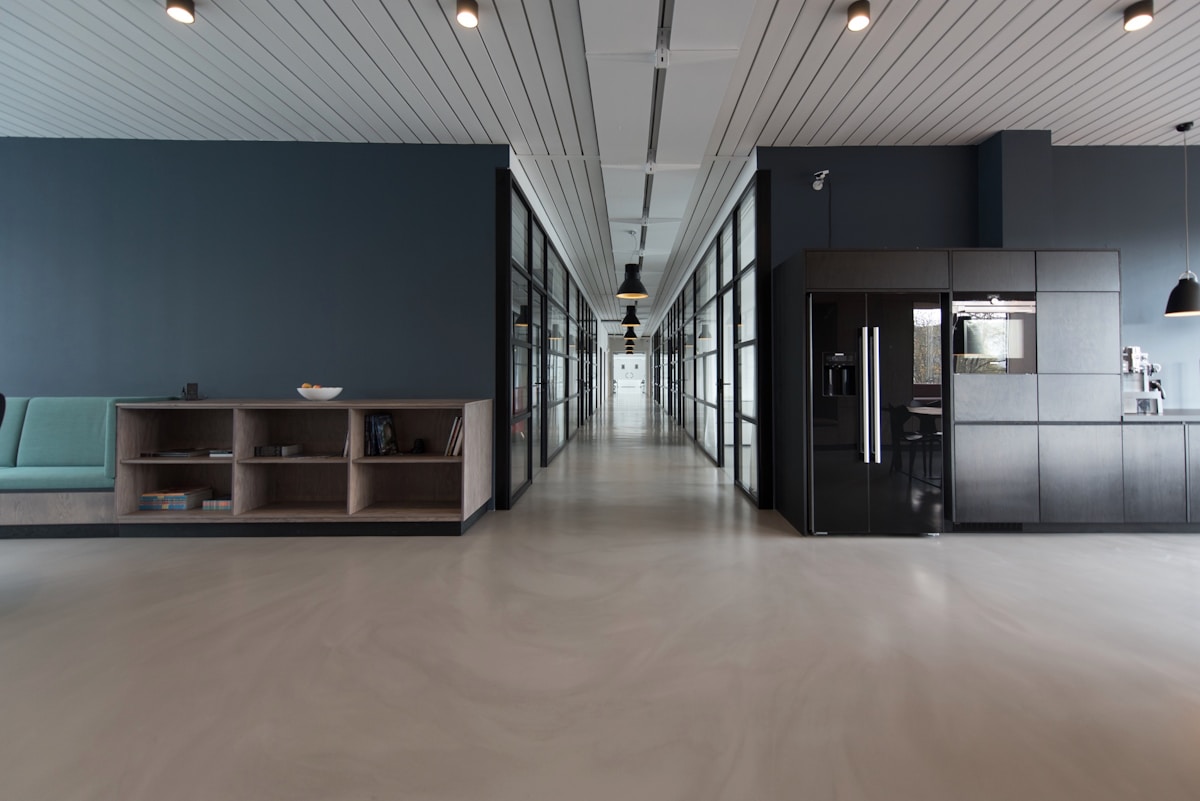 Clarity-first advisory retainer counsel at LawSpark atelier